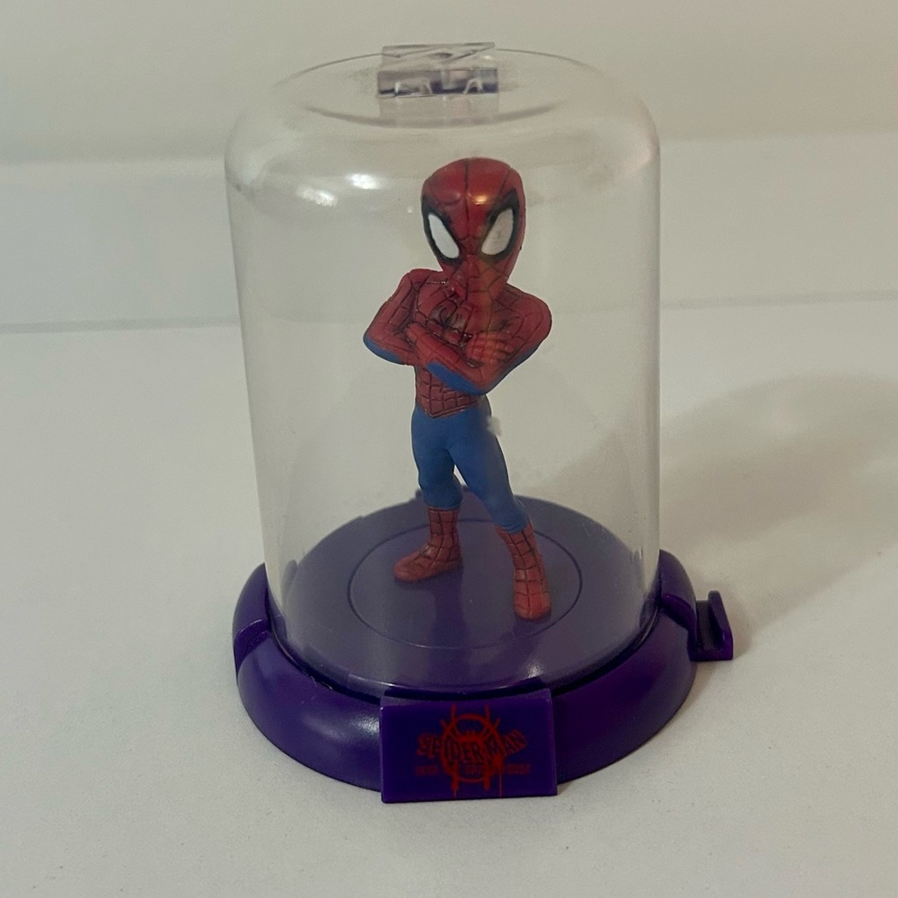 Marvel Zag Toys Spiderman Into the Spider-Verse Domez Minis